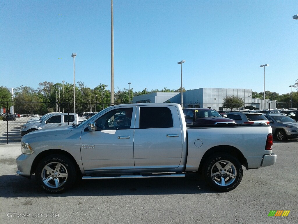 2018 1500 Express Crew Cab - Bright Silver Metallic / Black/Diesel Gray photo #2