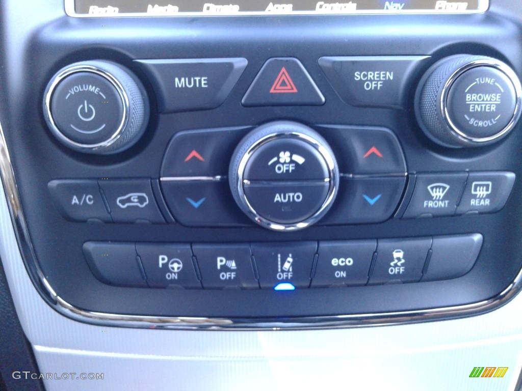 2018 Jeep Grand Cherokee Trackhawk 4x4 Controls Photo #126169530