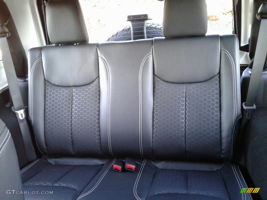 2018 Wrangler Freedom Edition 4x4 - Gobi / Black photo #11