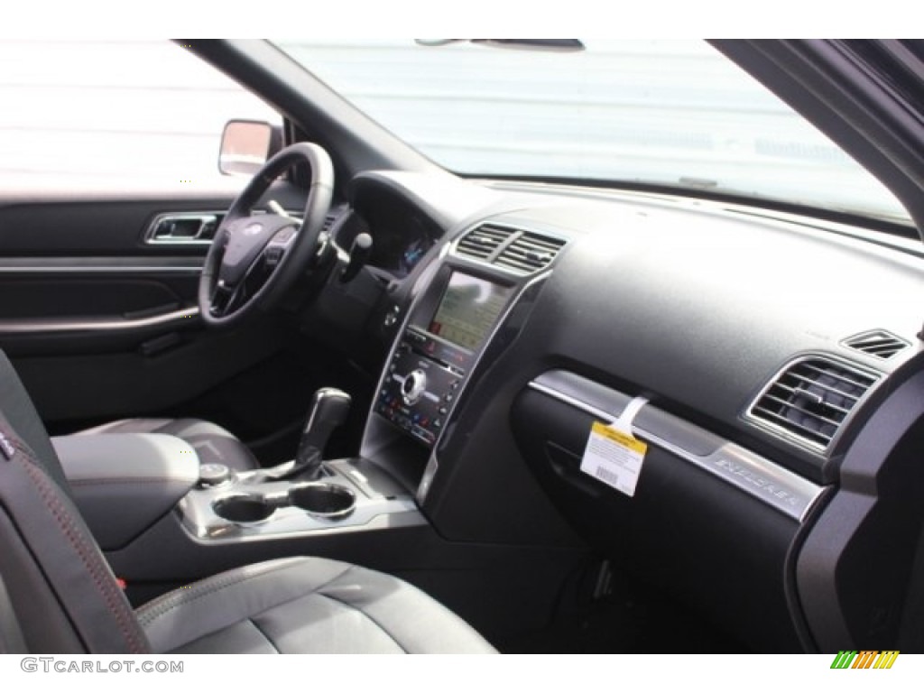 2018 Explorer Sport 4WD - Shadow Black / Ebony Black photo #32