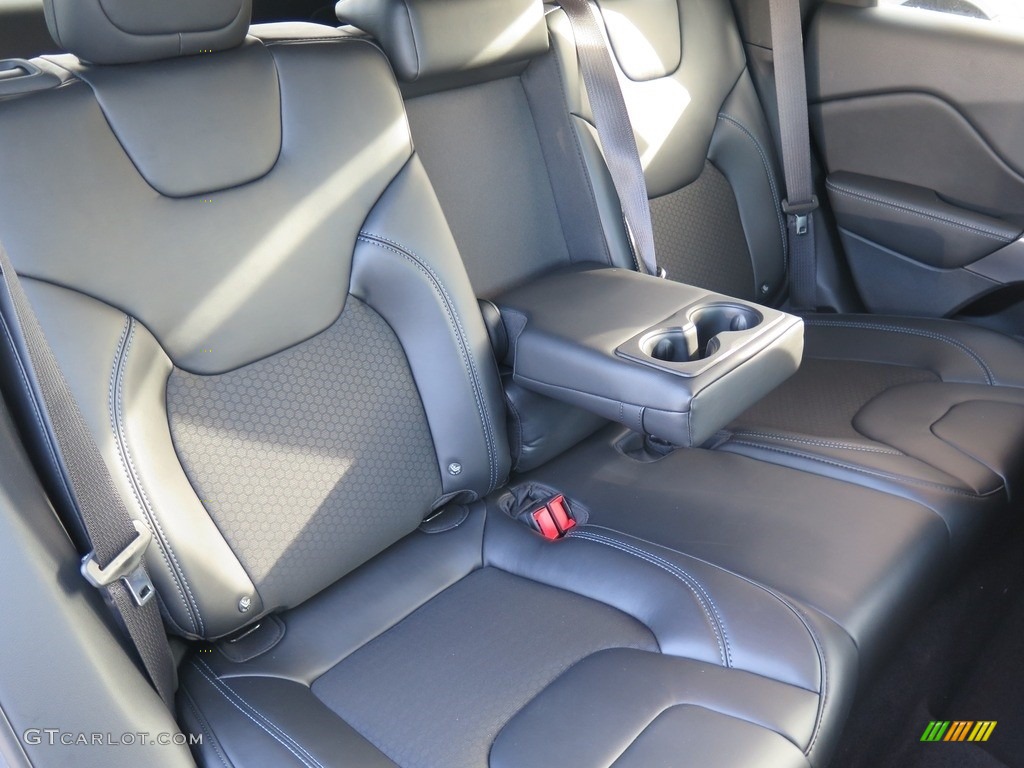Black Interior 2019 Jeep Cherokee Latitude Plus 4x4 Photo #126183057