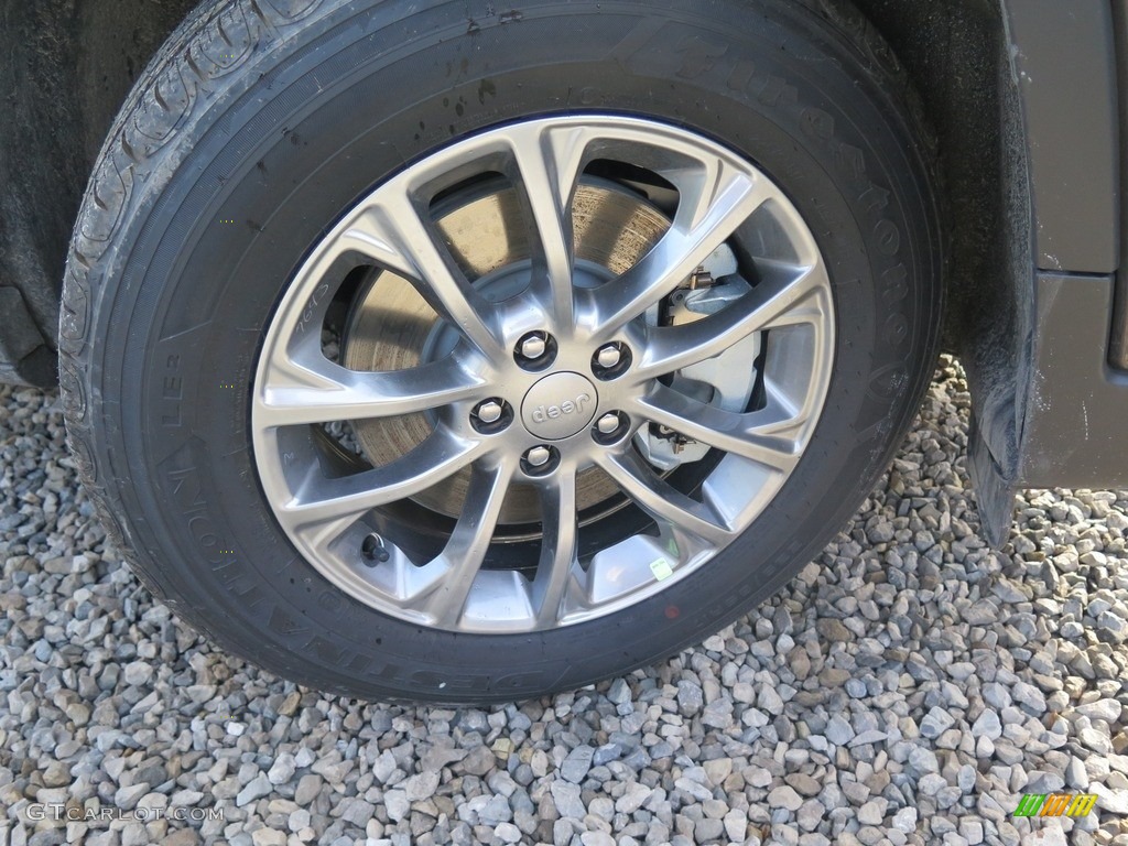 2019 Jeep Cherokee Latitude Plus 4x4 Wheel Photo #126183060