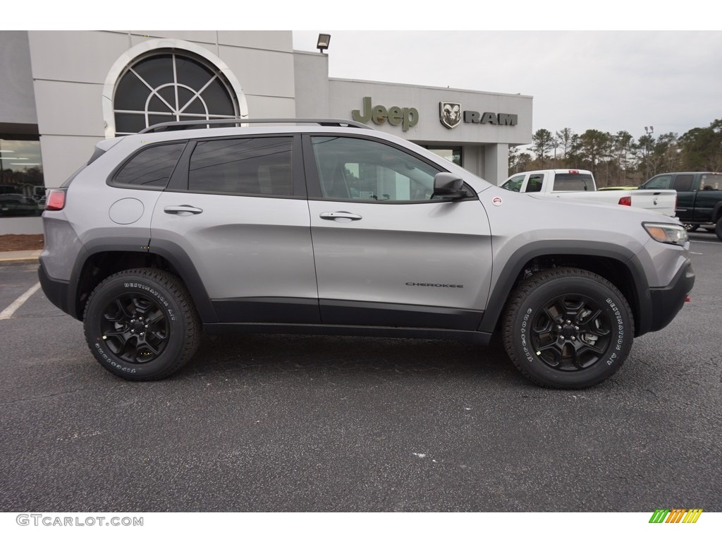 2019 Cherokee Trailhawk Elite 4x4 - Billet Silver Metallic / Black photo #11