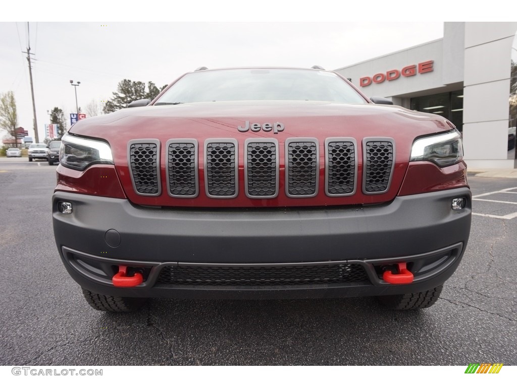 2019 Cherokee Trailhawk Elite 4x4 - Velvet Red Pearl / Black photo #2