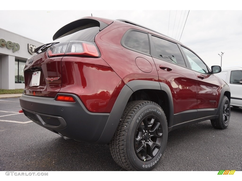 2019 Cherokee Trailhawk Elite 4x4 - Velvet Red Pearl / Black photo #13