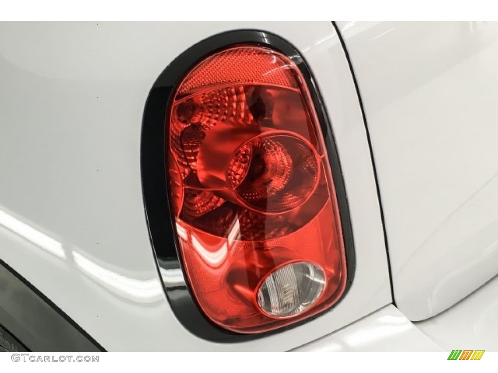 2015 Countryman Cooper S - Light White / Carbon Black photo #30