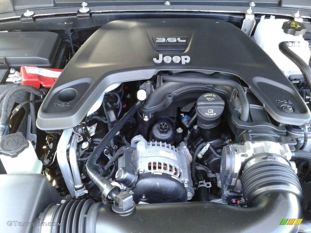 2018 Jeep Wrangler Unlimited Rubicon 4x4 3.6 Liter DOHC 24-Valve VVT V6 Engine Photo #126195749