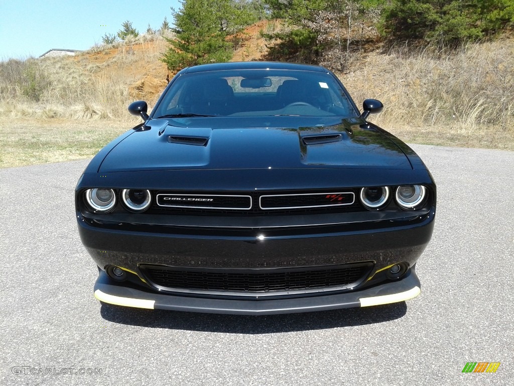 2018 Challenger R/T Scat Pack - Pitch Black / Black photo #3