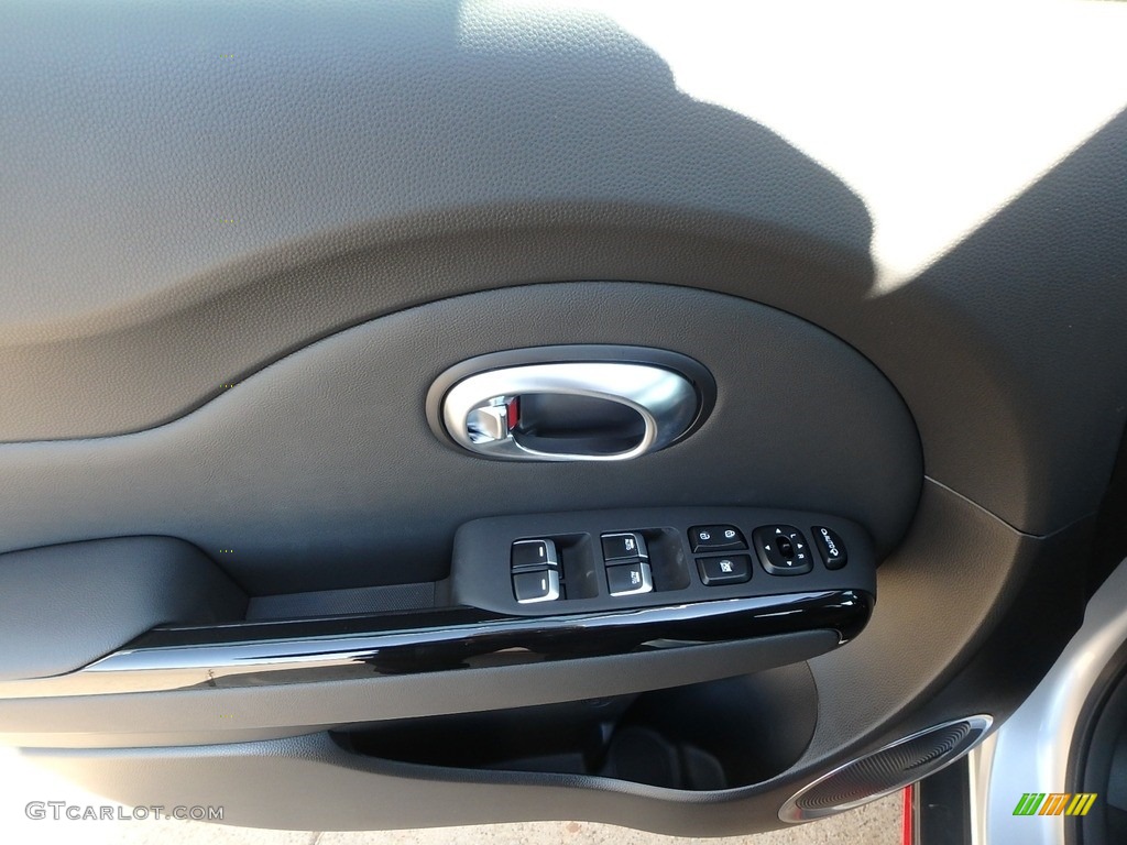 2018 Kia Soul ! Controls Photo #126196136