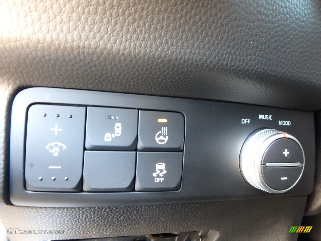 2018 Kia Soul ! Controls Photo #126196187