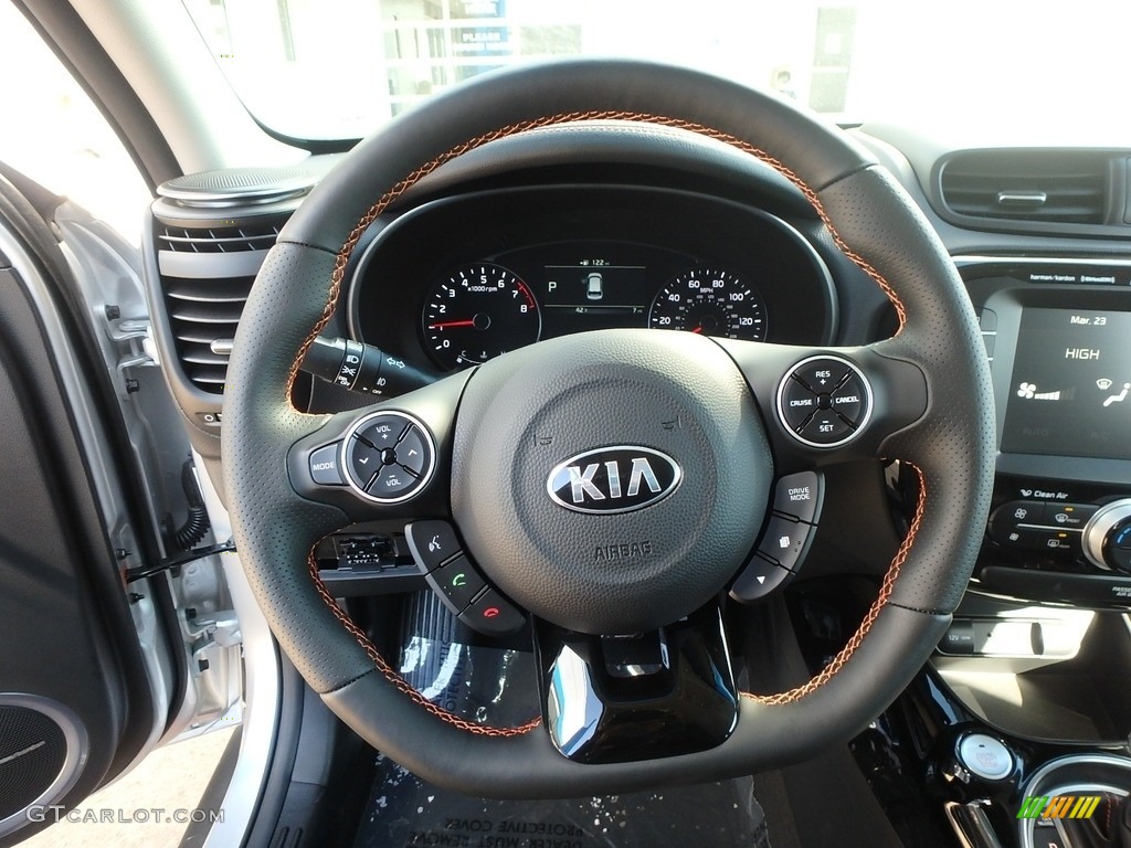 2018 Kia Soul ! Black Steering Wheel Photo #126196211