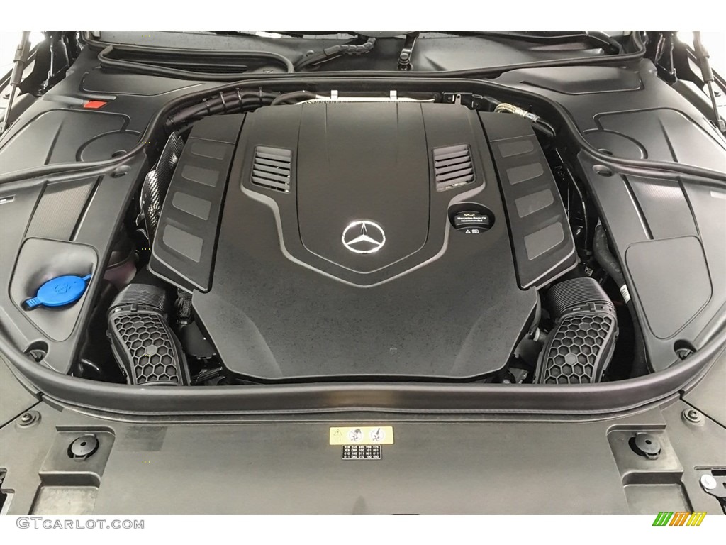 2018 Mercedes-Benz S 560 Cabriolet Engine Photos