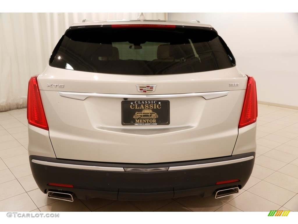 2017 XT5 Luxury - Silver Coast Metallic / Sahara Beige photo #19