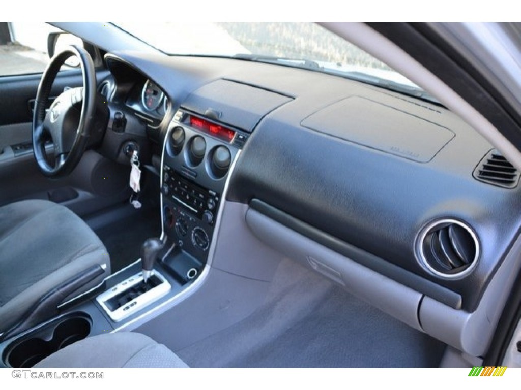2007 MAZDA6 i Sport Sedan - Glacier Silver Metallic / Gray photo #16