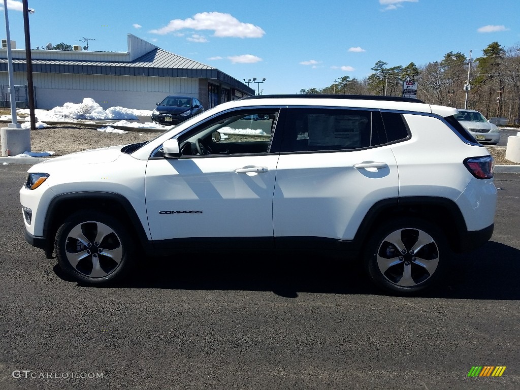 2018 Compass Latitude 4x4 - White / Black photo #3