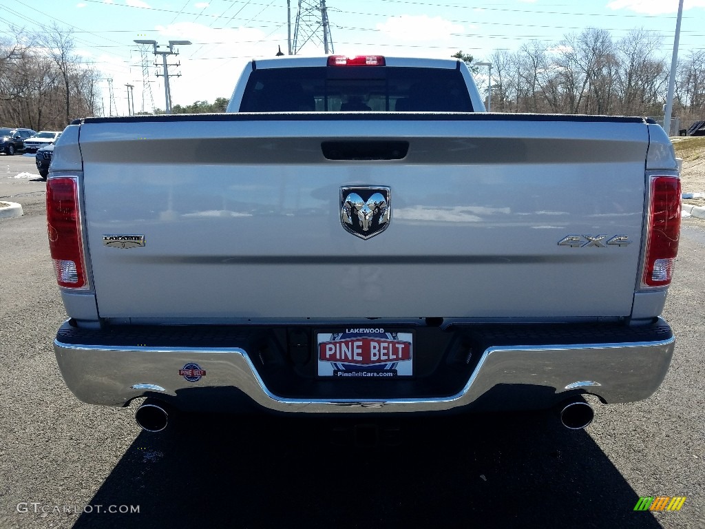 2018 1500 Laramie Crew Cab 4x4 - Bright Silver Metallic / Black photo #5