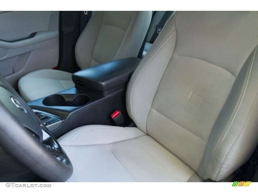 2012 Optima LX - Bright Silver / Gray photo #16