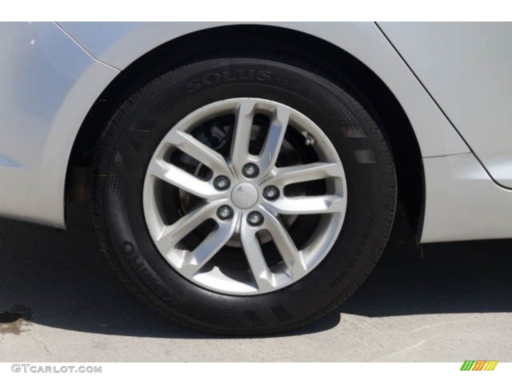 2012 Optima LX - Bright Silver / Gray photo #32