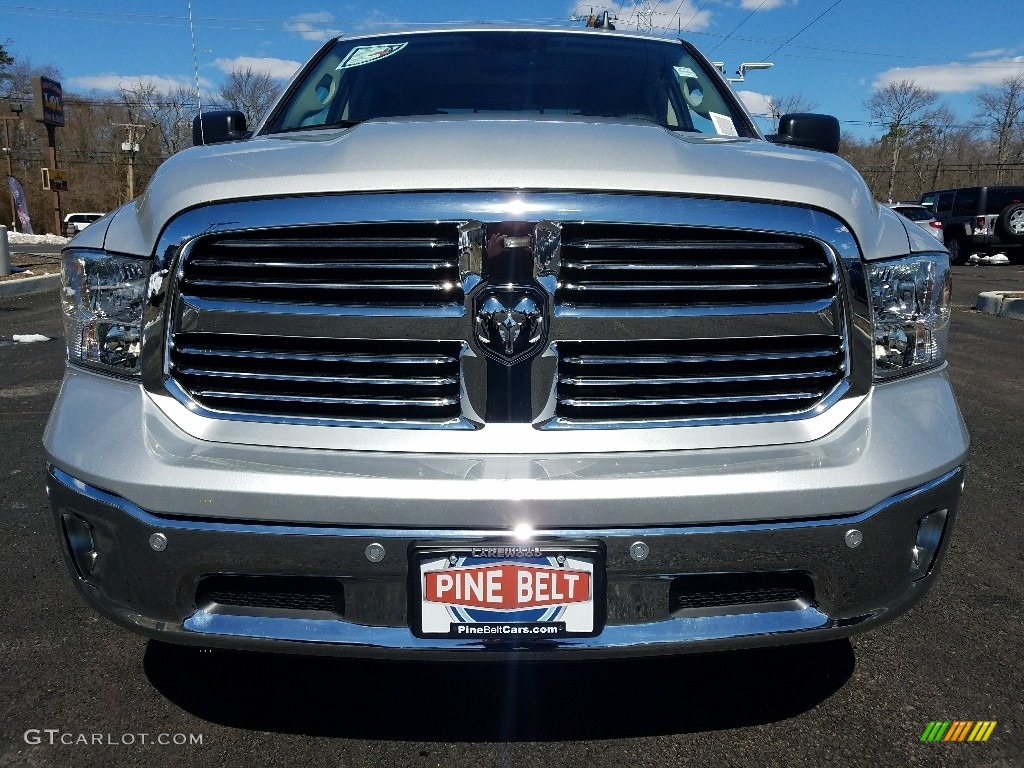2018 1500 Big Horn Crew Cab 4x4 - Bright Silver Metallic / Black/Diesel Gray photo #2