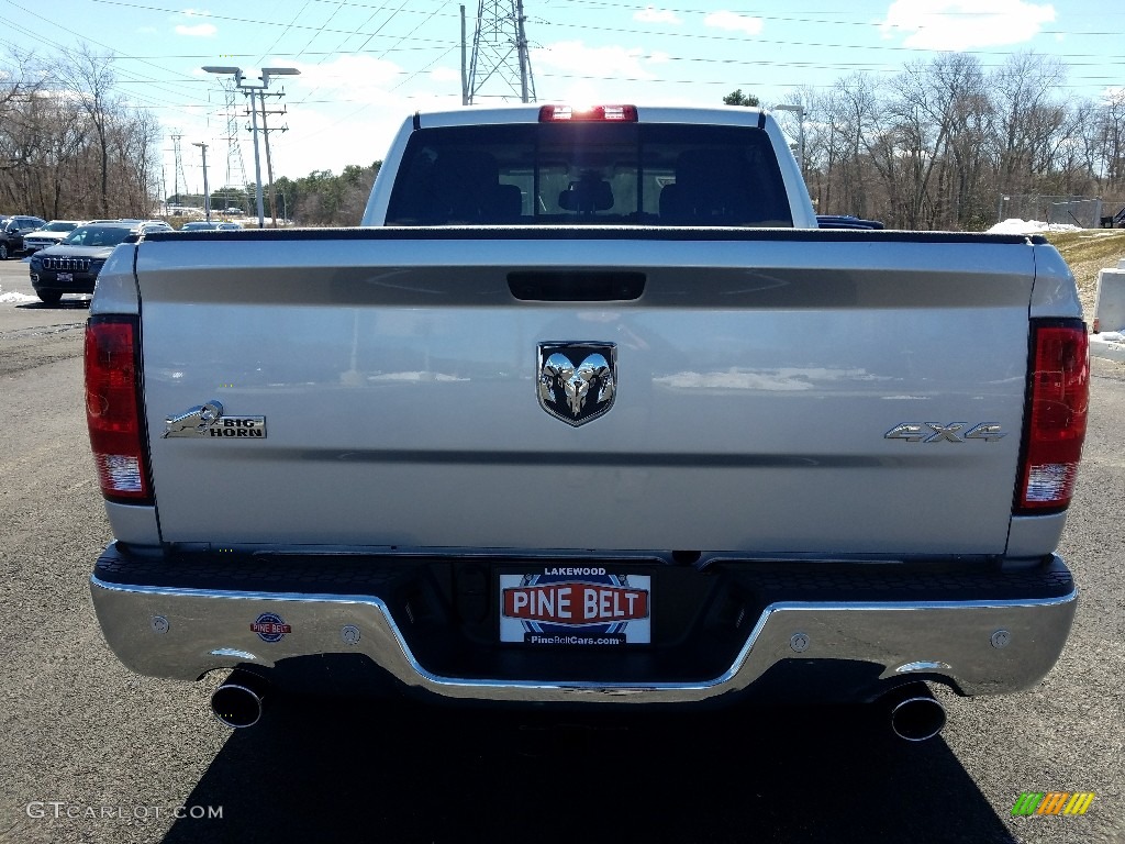 2018 1500 Big Horn Crew Cab 4x4 - Bright Silver Metallic / Black/Diesel Gray photo #5