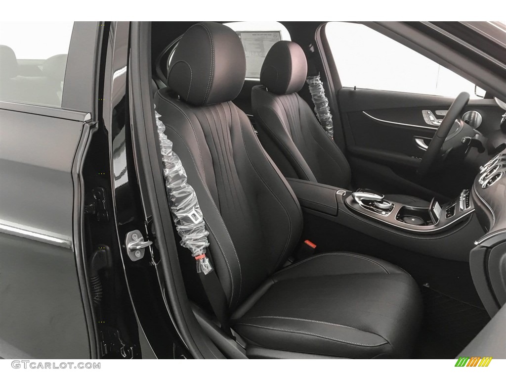 2018 E 400 4Matic Sedan - Black / Black photo #2