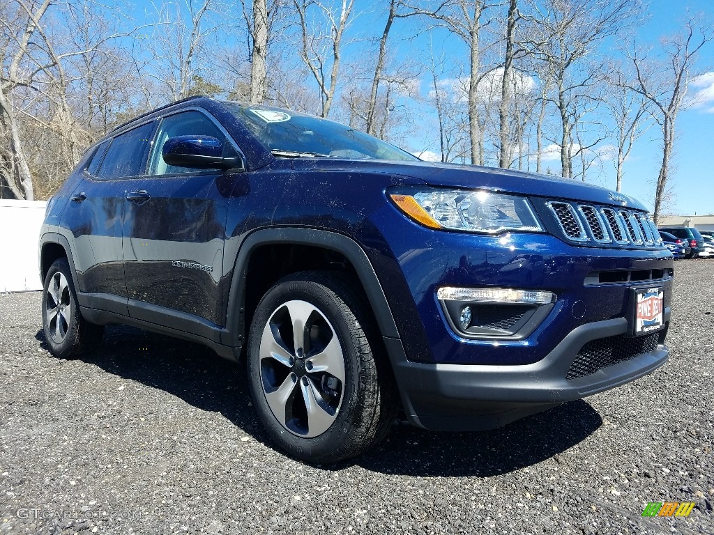 2018 Compass Latitude 4x4 - Jazz Blue Pearl / Black photo #1