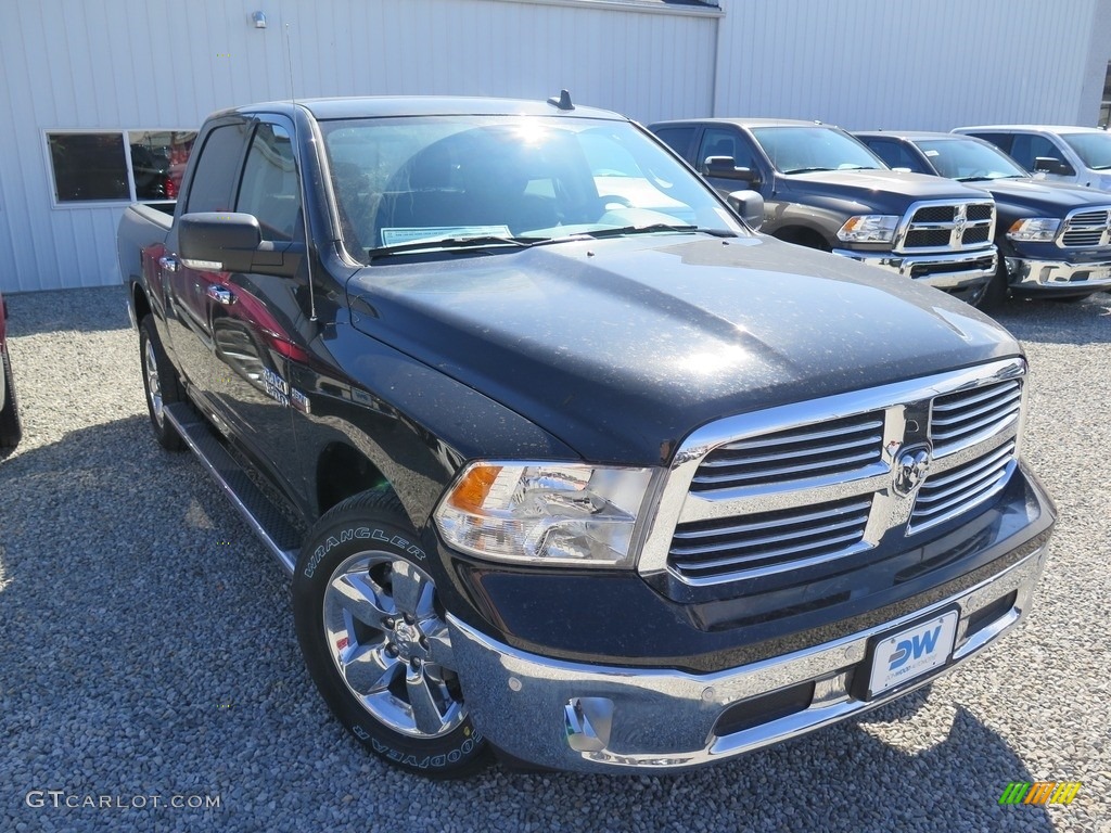 2018 1500 Big Horn Crew Cab 4x4 - Brilliant Black Crystal Pearl / Black/Diesel Gray photo #2