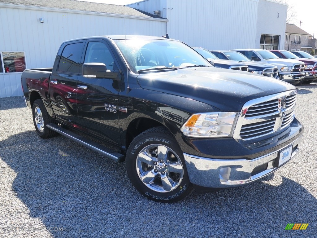 2018 1500 Big Horn Crew Cab 4x4 - Brilliant Black Crystal Pearl / Black/Diesel Gray photo #6