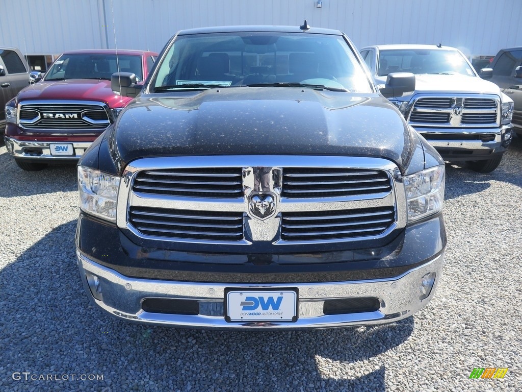 2018 1500 Big Horn Crew Cab 4x4 - Brilliant Black Crystal Pearl / Black/Diesel Gray photo #7