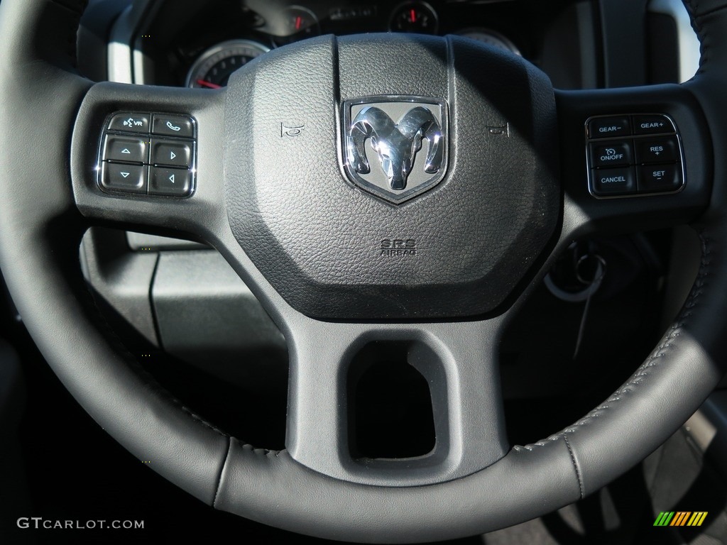 2018 1500 Big Horn Crew Cab 4x4 - Brilliant Black Crystal Pearl / Black/Diesel Gray photo #13