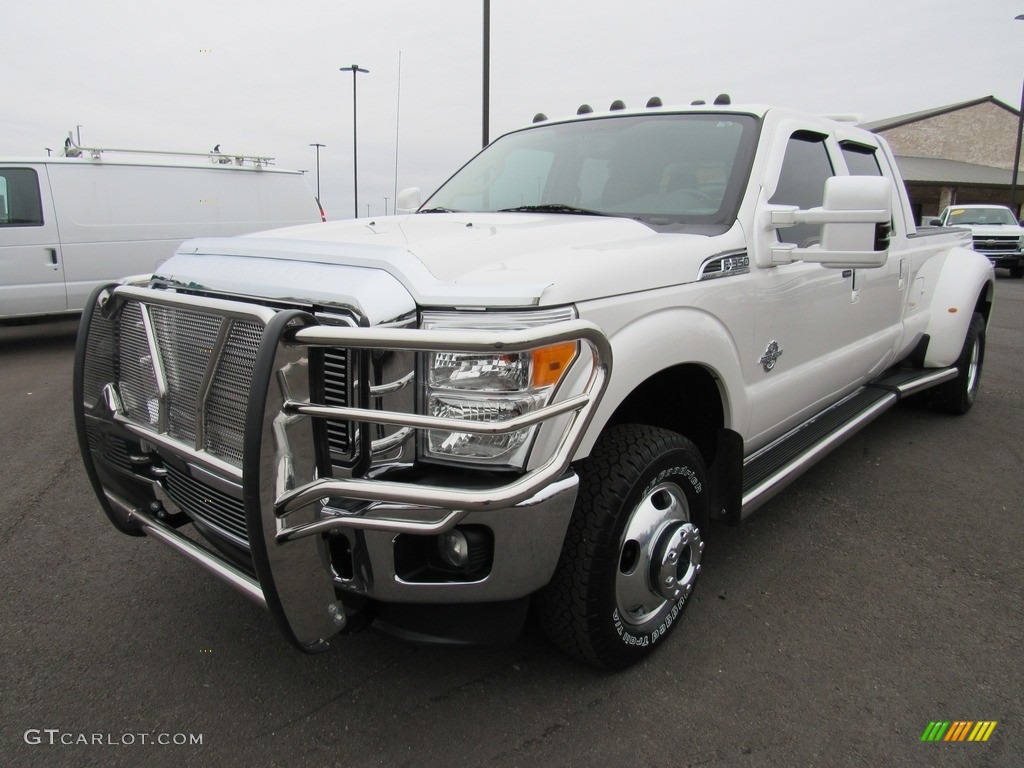 Oxford White Ford F350 Super Duty