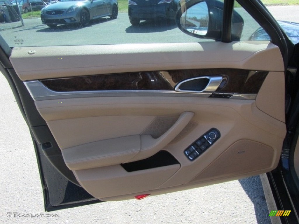 2011 Panamera 4 - Yachting Blue Metallic / Luxor Beige photo #19