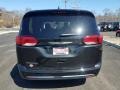 2018 Brilliant Black Crystal Pearl Chrysler Pacifica Touring L  photo #5