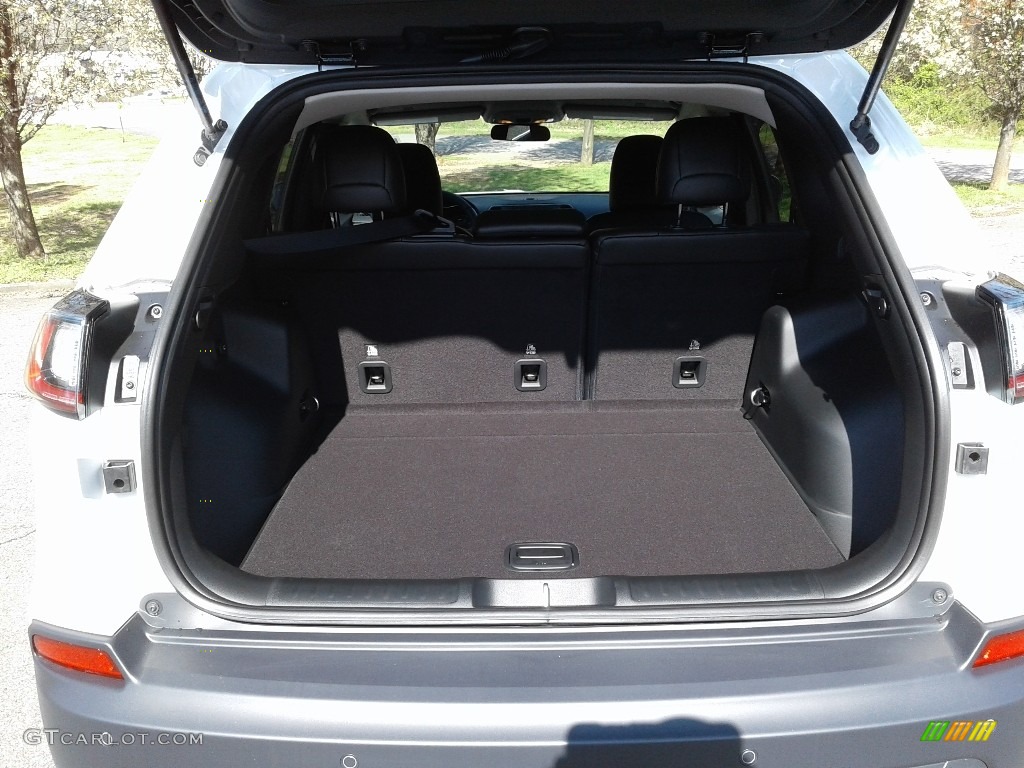 2019 Jeep Cherokee Latitude Plus Trunk Photos