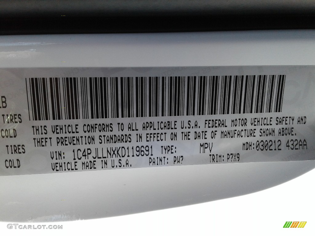 2019 Cherokee Color Code PW7 for Bright White Photo #126240544