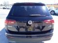 Deep Black Pearl - Tiguan S 4MOTION Photo No. 5