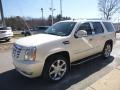 White Diamond - Escalade AWD Photo No. 5