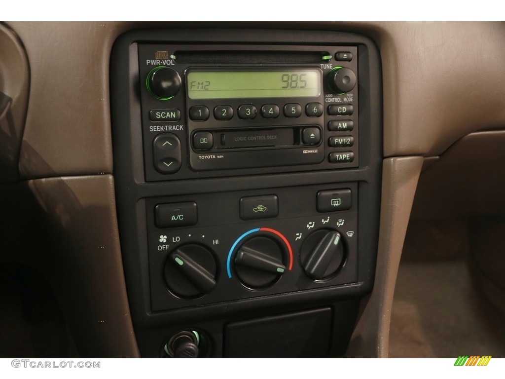 2000 Camry LE - Cashmere Beige Metallic / Oak photo #9