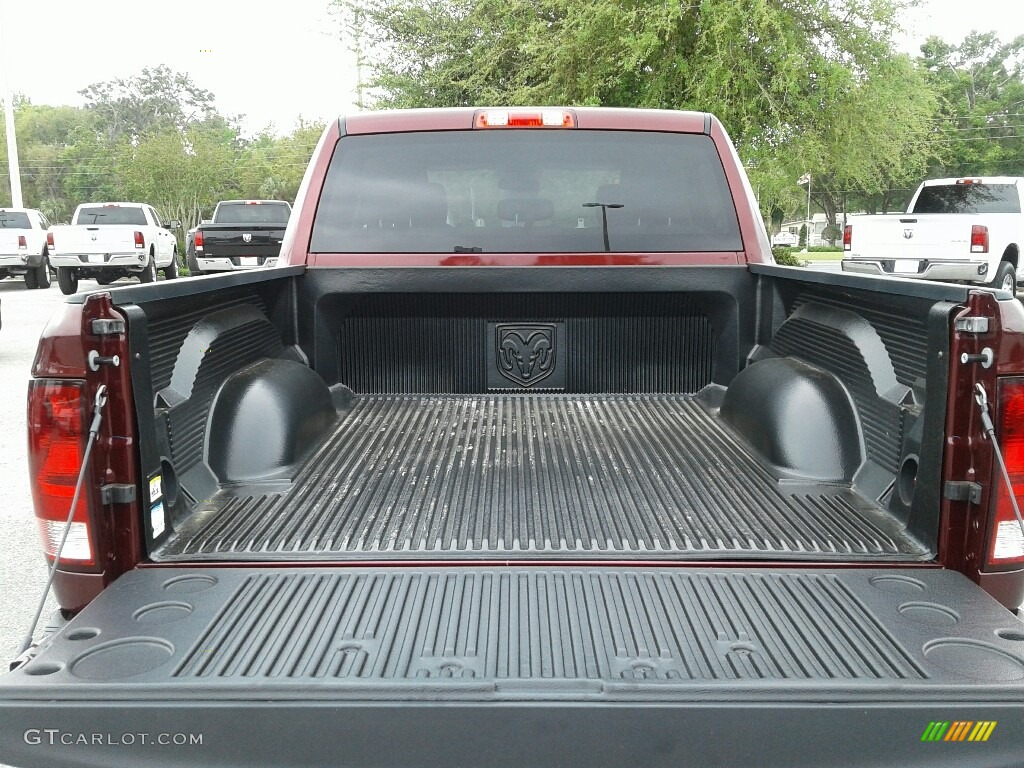2018 1500 Express Crew Cab - Delmonico Red Pearl / Black/Diesel Gray photo #18