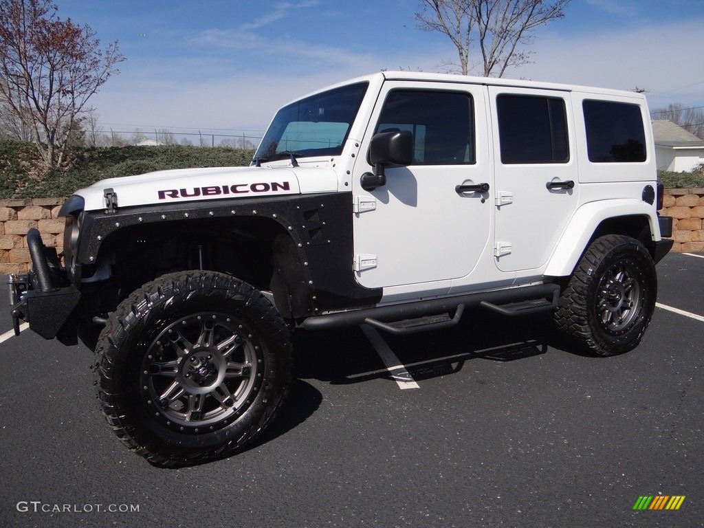 2016 Wrangler Unlimited Rubicon 4x4 - Bright White / Black photo #2