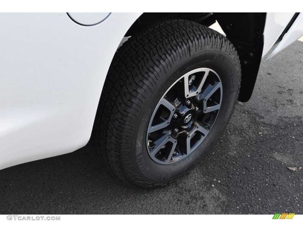 2018 Tundra SR5 Double Cab 4x4 - Super White / Graphite photo #33