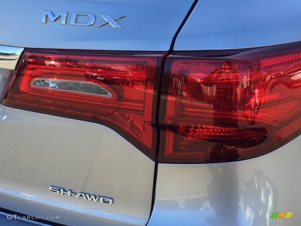 2018 Acura MDX Advance SH-AWD Marks and Logos Photo #126256090