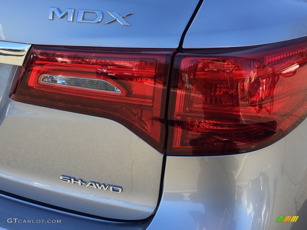 2018 Acura MDX Advance SH-AWD Marks and Logos Photo #126256954