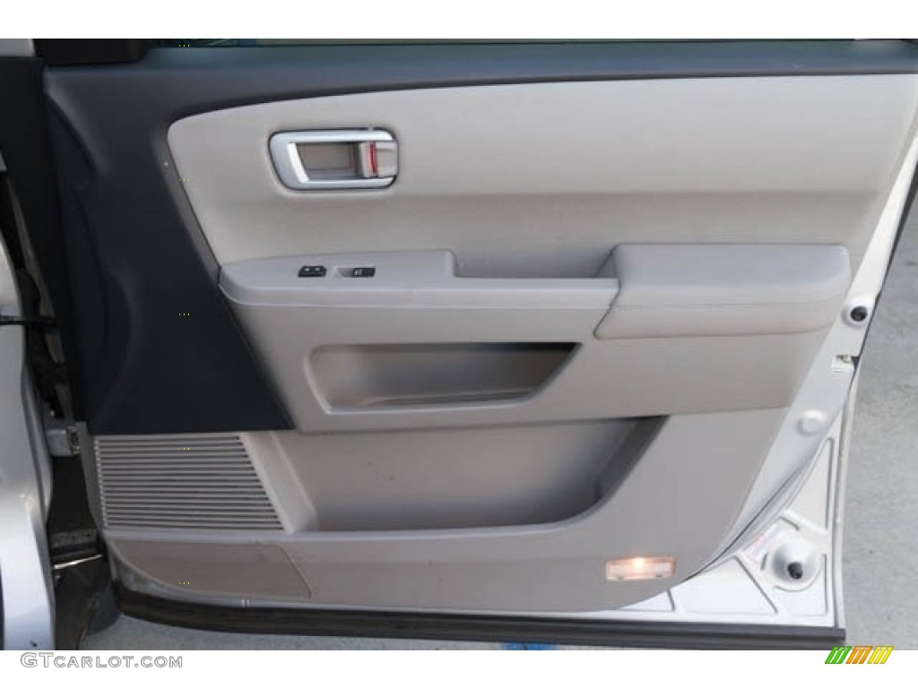 2015 Pilot EX 4WD - Alabaster Silver Metallic / Gray photo #30