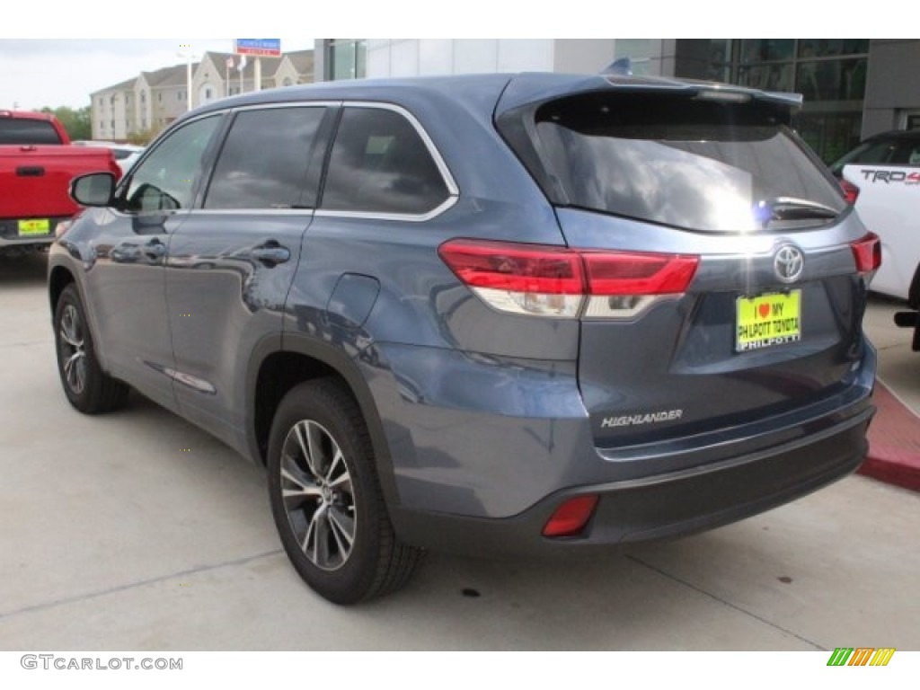 2018 Highlander LE - Shoreline Blue Pearl / Ash photo #6