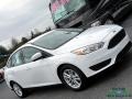 Oxford White - Focus SE Sedan Photo No. 30