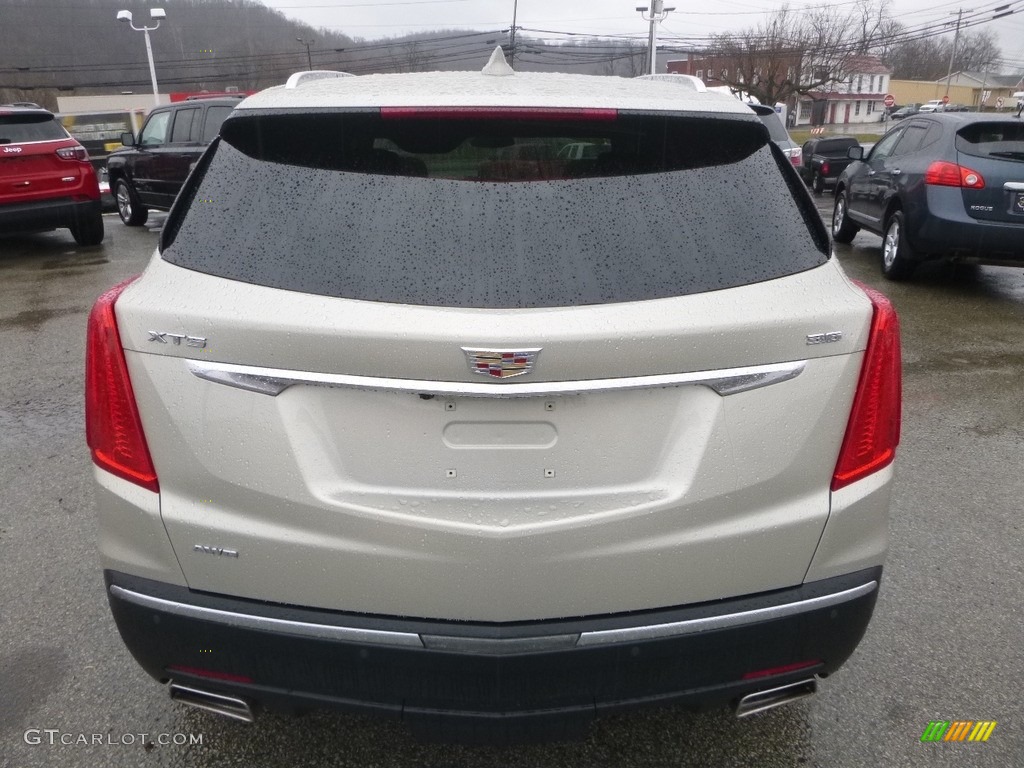 2017 XT5 Premium Luxury AWD - Silver Coast Metallic / Cirrus photo #4
