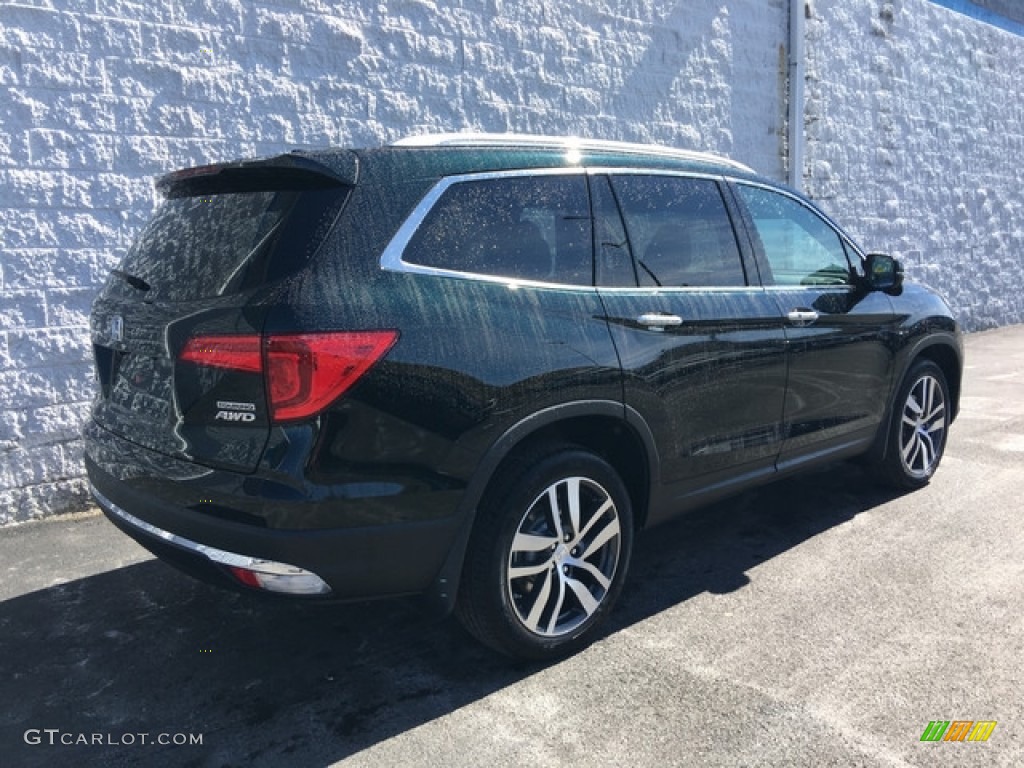 2018 Pilot Touring AWD - Black Forest Pearl / Beige photo #4