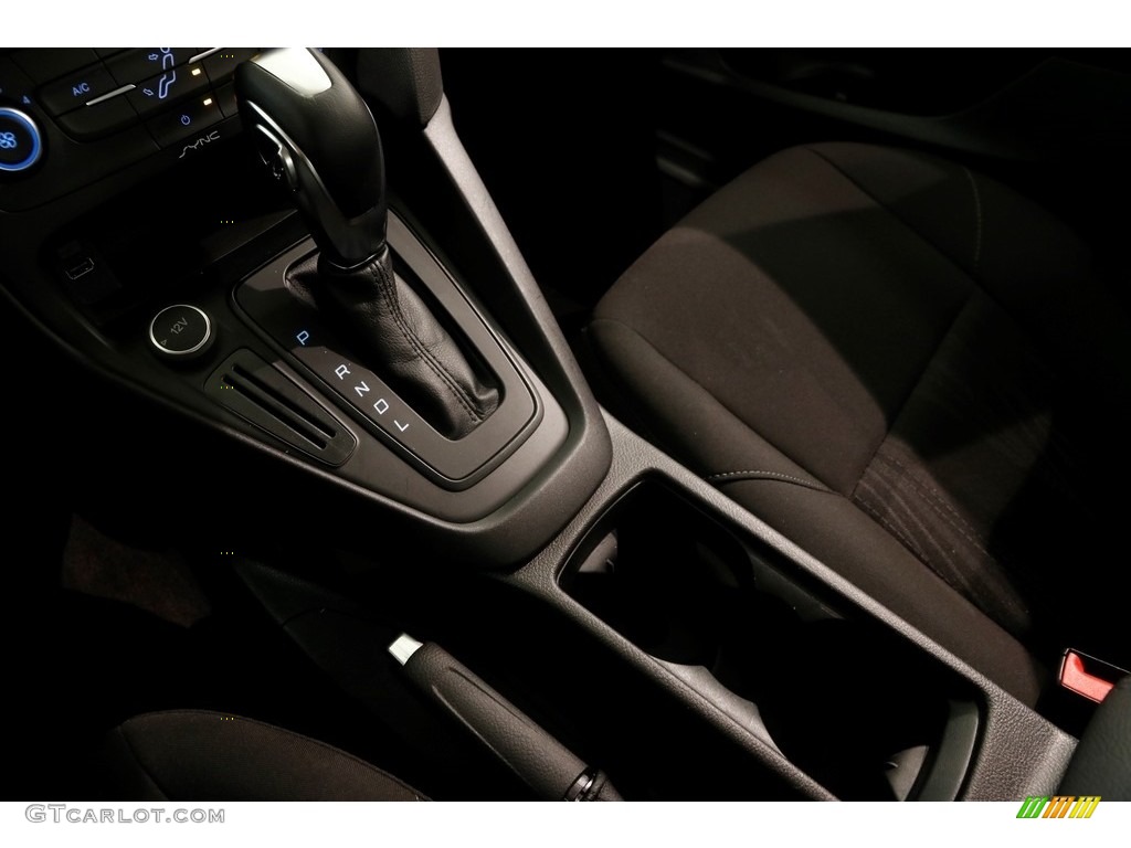 2015 Focus SE Sedan - Blue Candy Metallic / Charcoal Black photo #11
