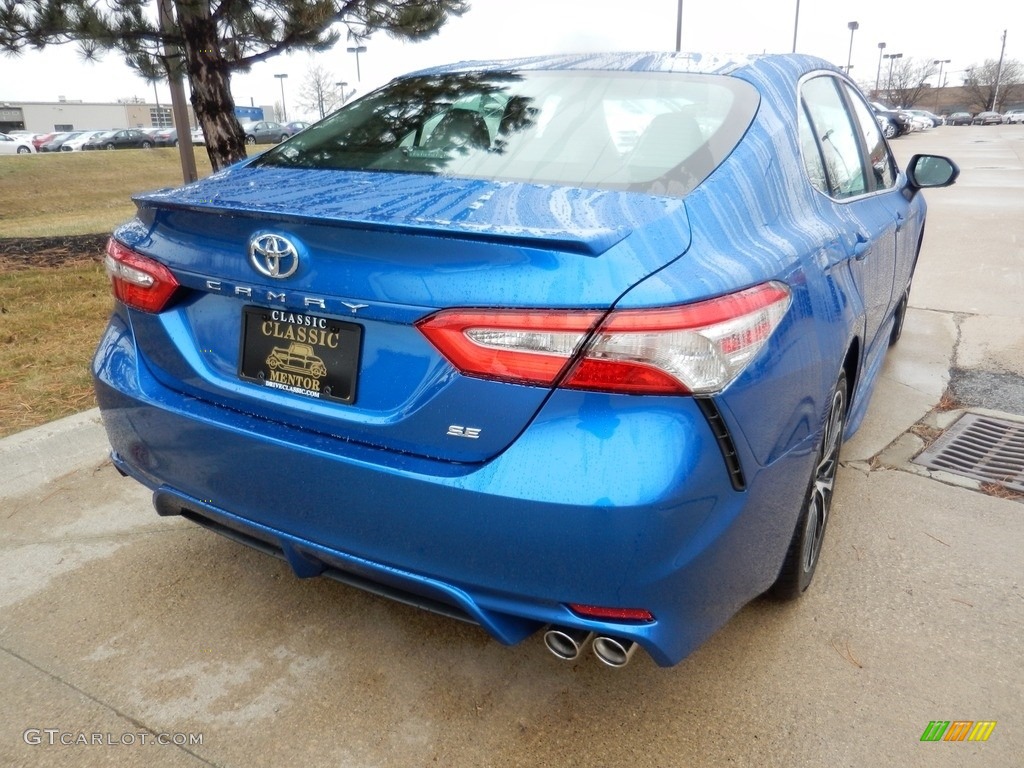 2018 Camry SE - Blue Streak Metallic / Ash photo #2